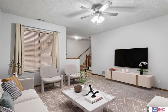 3515 Neerpark Drive, Lincoln, NE 68506