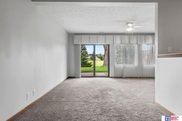 3515 Neerpark Drive, Lincoln, NE 68506