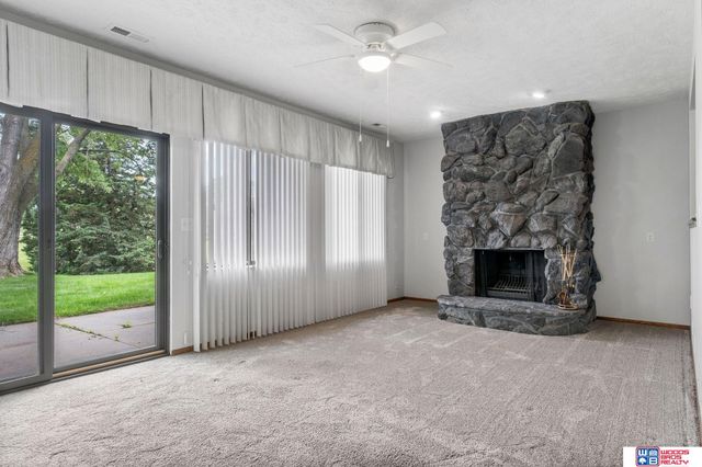 3515 Neerpark Drive, Lincoln, NE 68506