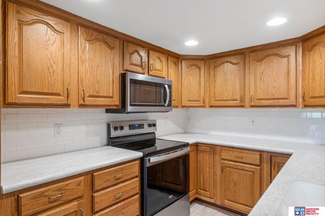 3515 Neerpark Drive, Lincoln, NE 68506
