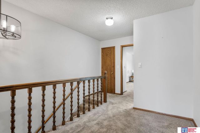 3515 Neerpark Drive, Lincoln, NE 68506