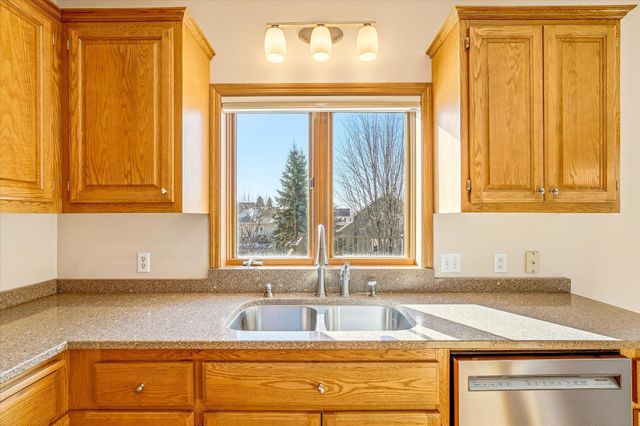 13659 Flair Court, Apple Valley, MN 55124