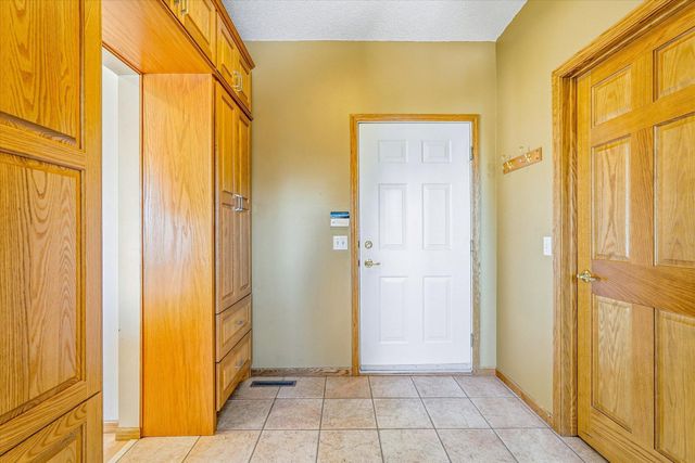 13659 Flair Court, Apple Valley, MN 55124