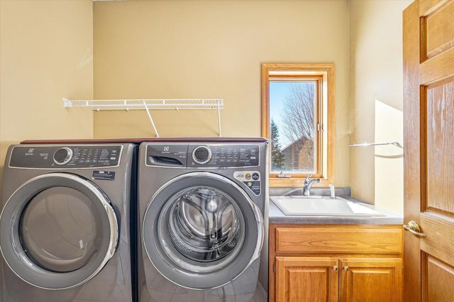 13659 Flair Court, Apple Valley, MN 55124