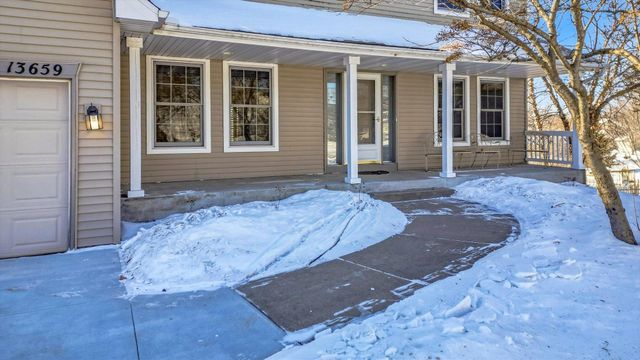13659 Flair Court, Apple Valley, MN 55124