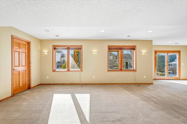 13659 Flair Court, Apple Valley, MN 55124