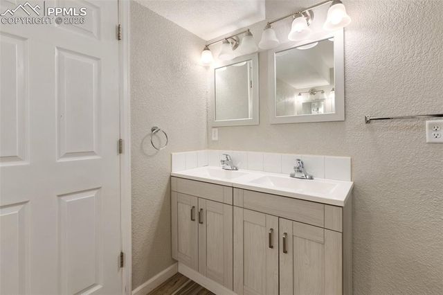 404 N West Street, Woodland Park, CO 80863