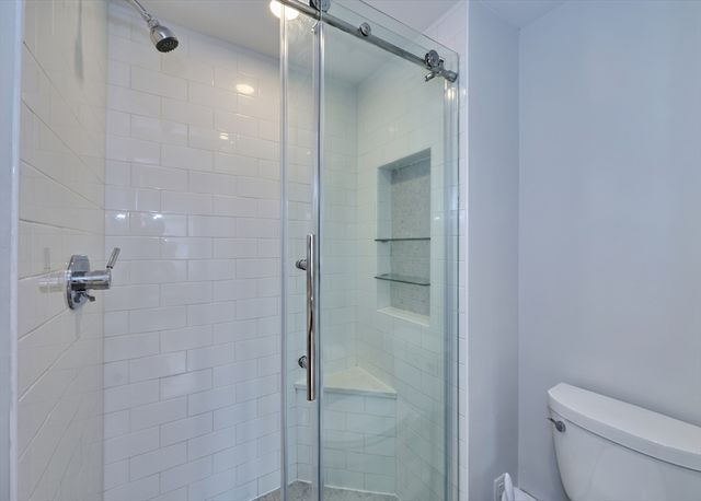 213 Green St 2, Cambridge, MA 02139