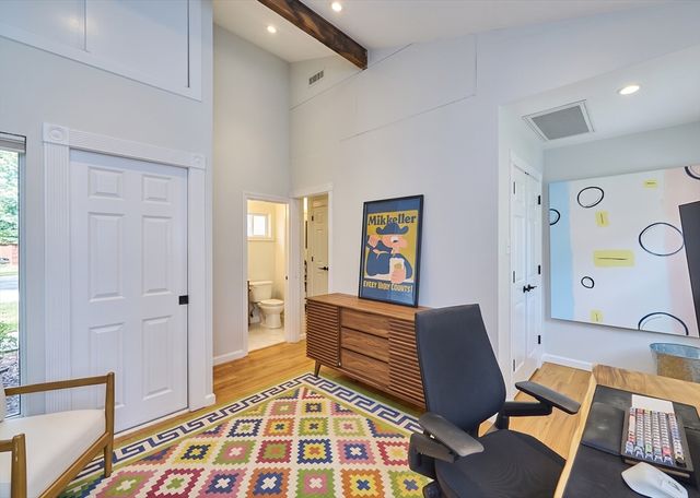 213 Green St 2, Cambridge, MA 02139