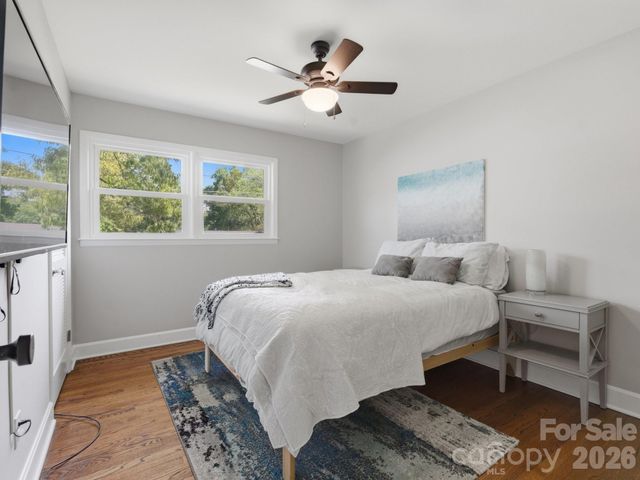 7516 Thorncliff Drive, Charlotte, NC 28210