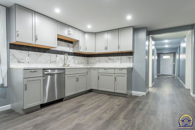 1023 SW Taylor ST, Topeka, KS 66612