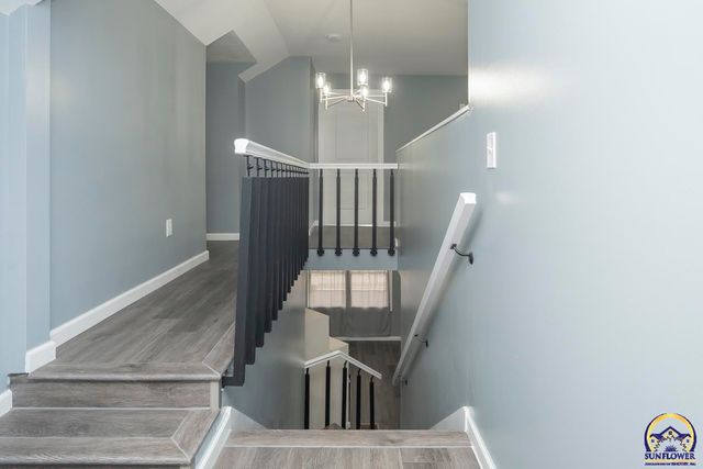 1023 SW Taylor ST, Topeka, KS 66612