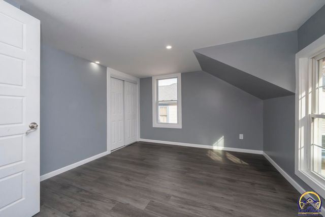 1023 SW Taylor ST, Topeka, KS 66612