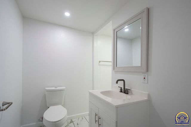 1023 SW Taylor ST, Topeka, KS 66612