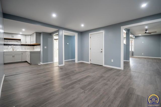 1023 SW Taylor ST, Topeka, KS 66612