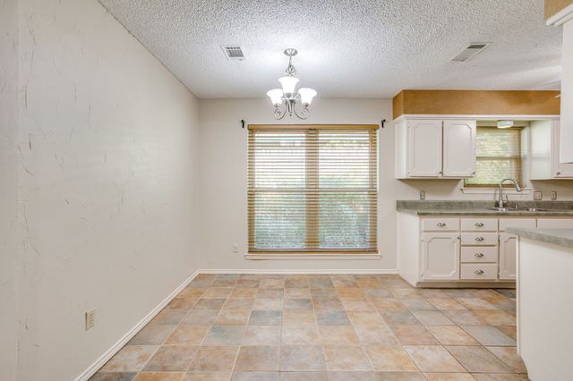 741 James Circle, Burleson, TX 76028