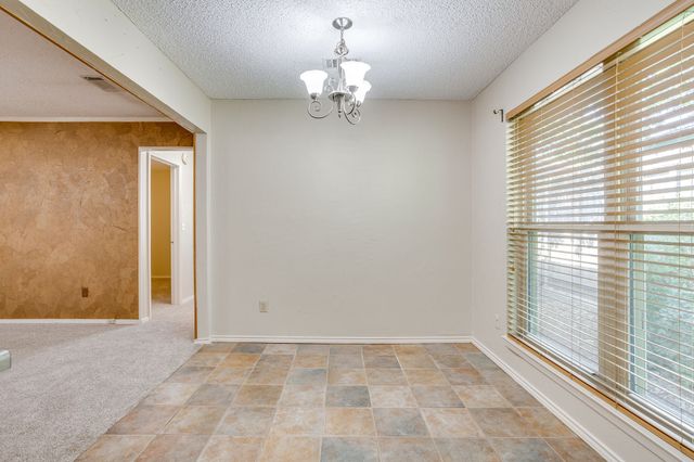 741 James Circle, Burleson, TX 76028