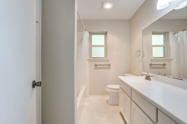 741 James Circle, Burleson, TX 76028