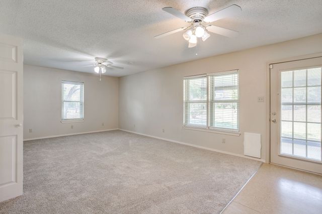 741 James Circle, Burleson, TX 76028