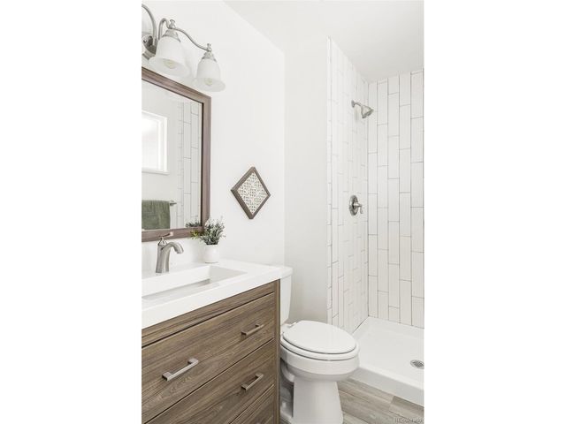 10413 Owens Cir, Broomfield, CO 80021