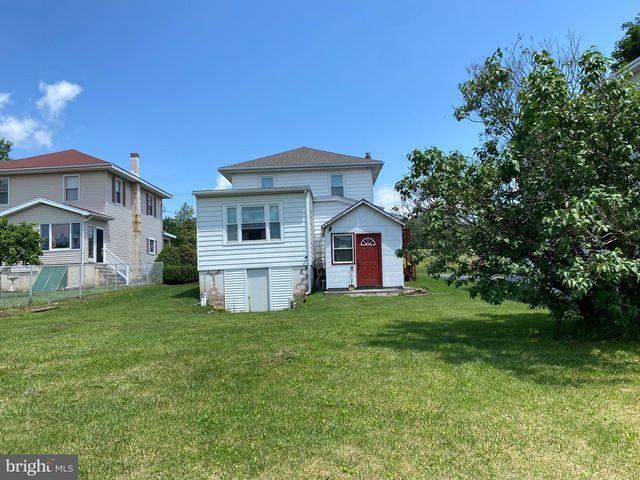 933 BARNESVILLE DR, Barnesville, PA 18214