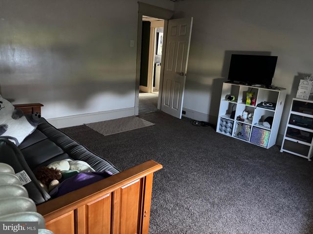 933 BARNESVILLE DR, Barnesville, PA 18214