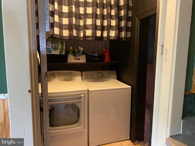 933 BARNESVILLE DR, Barnesville, PA 18214