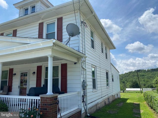 933 BARNESVILLE DR, Barnesville, PA 18214