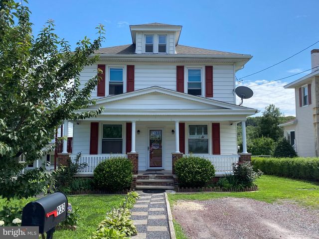 933 BARNESVILLE DR, Barnesville, PA 18214