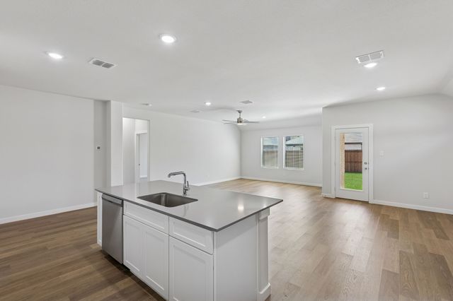 4213 Waco Drive, Farmersville, TX 75442