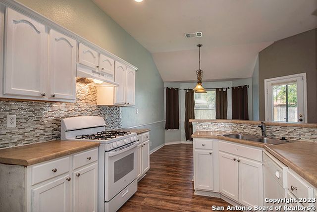 8510 TRUMPET CIR, San Antonio, TX 78109
