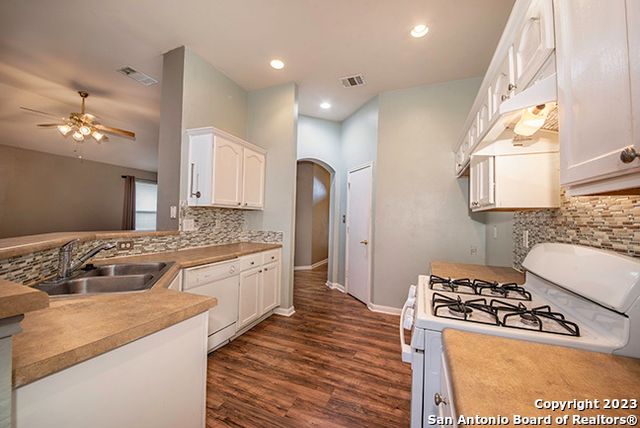 8510 TRUMPET CIR, San Antonio, TX 78109