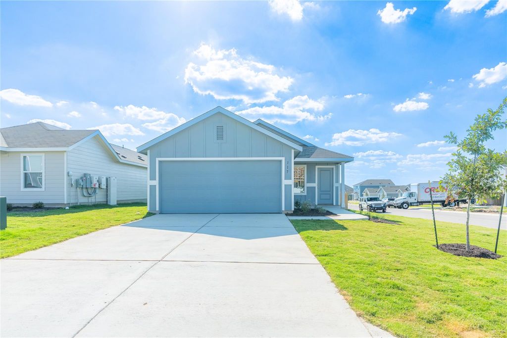 117 Dark Victory RD, Jarrell, TX 76537