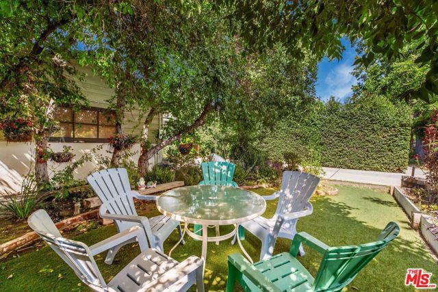 14225 Enadia Way, Van Nuys (los Angeles), CA 91405