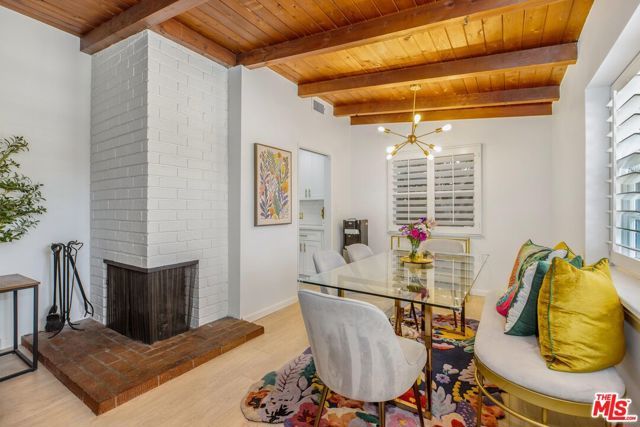 14225 Enadia Way, Van Nuys (los Angeles), CA 91405