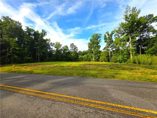 200 Swift Creek Ln, South Chesterfield, VA 23834