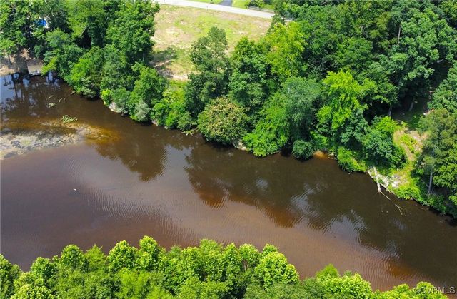 200 Swift Creek Ln, South Chesterfield, VA 23834