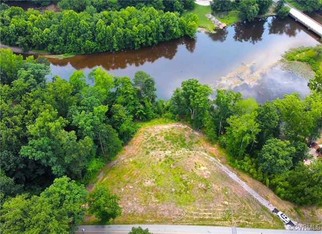 200 Swift Creek Ln, South Chesterfield, VA 23834