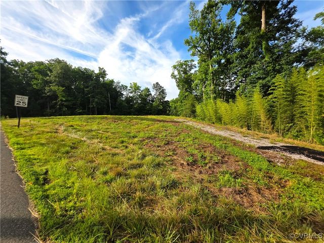 200 Swift Creek Ln, South Chesterfield, VA 23834