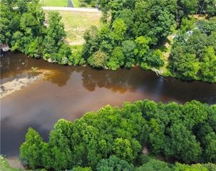 200 Swift Creek Ln, South Chesterfield, VA 23834