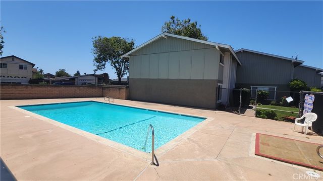 421 E Park, Santa Maria, CA 93454