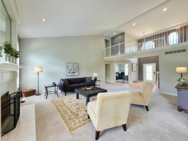 16794 Renee Drive, Macomb Twp, MI 48042