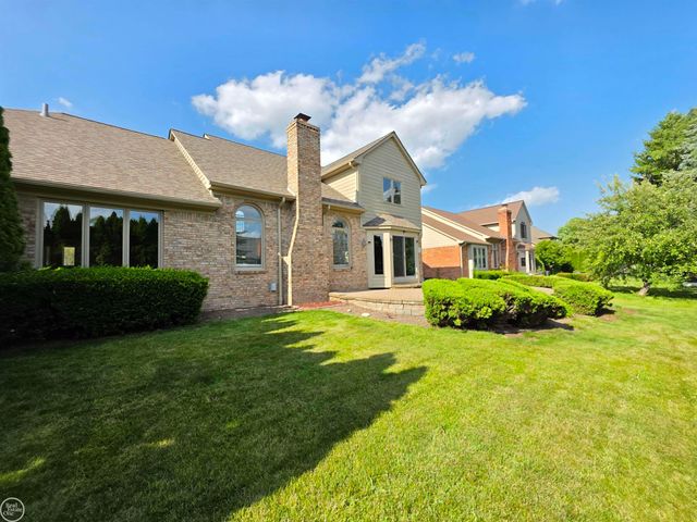 16794 Renee Drive, Macomb Twp, MI 48042
