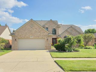 16794 Renee Drive, Macomb Twp, MI 48042