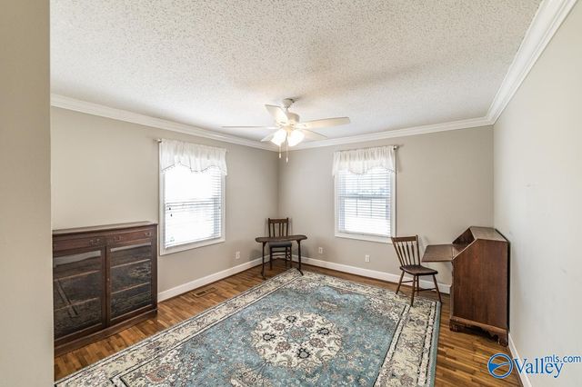 445 Golfview Drive NE, Arab, AL 35016