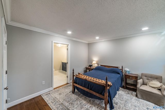 445 Golfview Drive NE, Arab, AL 35016