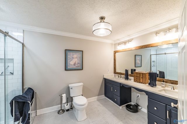 445 Golfview Drive NE, Arab, AL 35016