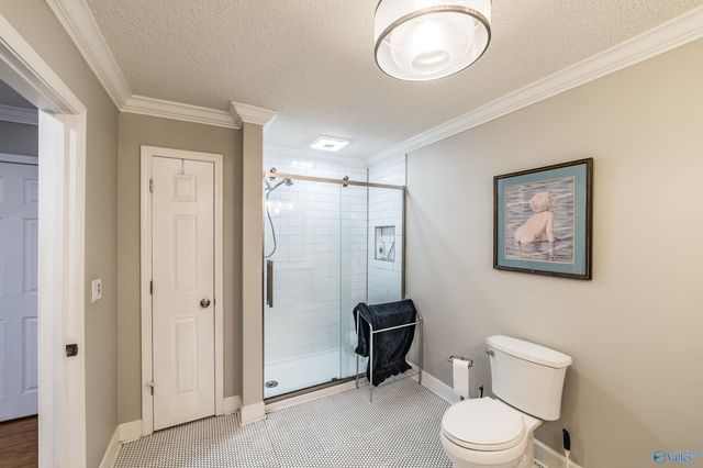 445 Golfview Drive NE, Arab, AL 35016