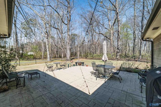 445 Golfview Drive NE, Arab, AL 35016