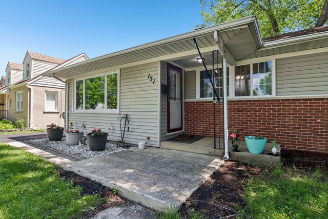 151 S Ashland Avenue, Palatine, IL 60074